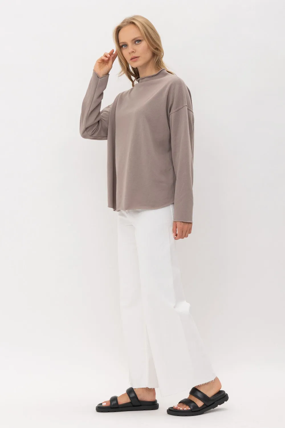 OFF DUTY CREWNECK